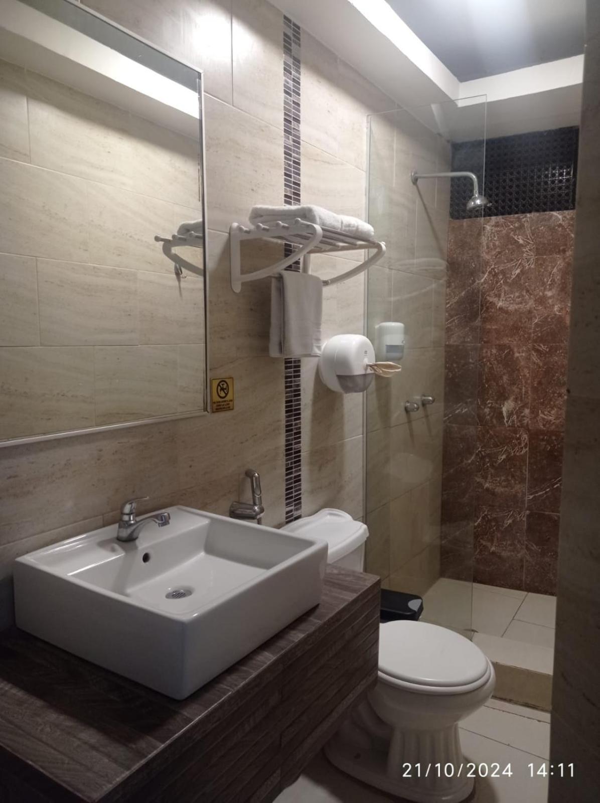 Hotel Presidente Internacional Guayaquil Buitenkant foto