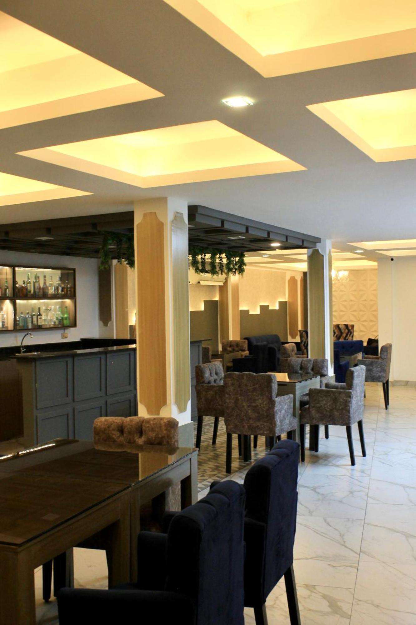 Hotel Presidente Internacional Guayaquil Buitenkant foto